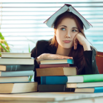 Estudiante que consiguió una beca estudiantil