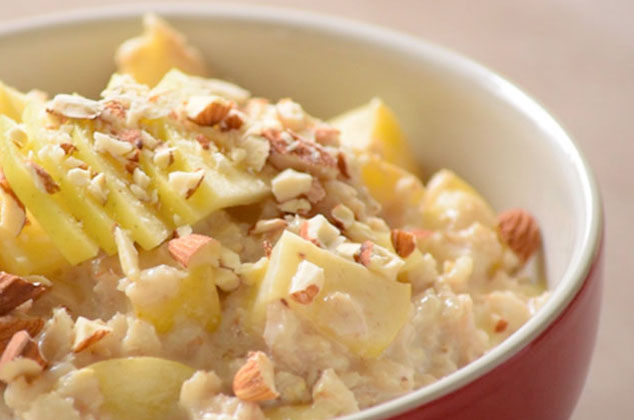 desayuno avena con manzana